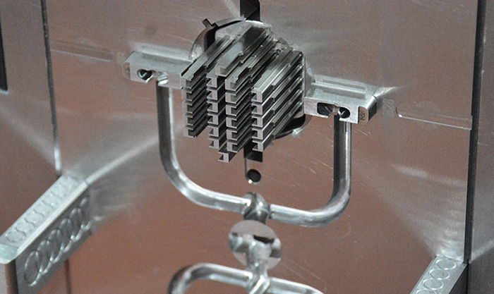 銘洋宇通注塑模具廠 銘洋宇通注塑模具廠