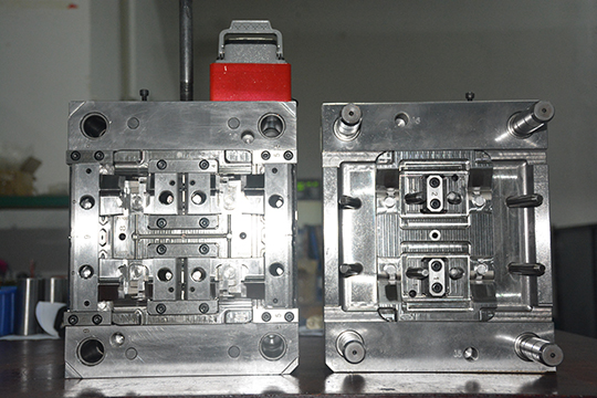 塑膠件壁厚設(shè)計不合理會有哪些影響？該怎樣改善？