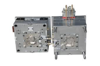 在注塑模具制造中什么叫做行位和斜頂？