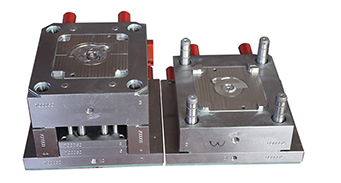 精密注射模具中復(fù)位桿的作用是什么？