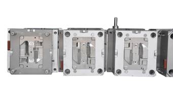 精密注塑模具加工成型的精度受什么因素影響呢？