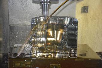 注塑模具加工制造過程中需要注意些什么？