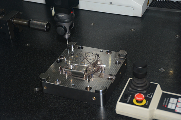 塑料模具設(shè)計 塑料模具設(shè)計